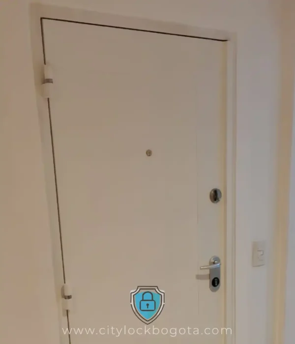 PUERTA DE SEGURIDAD NIVEL III  Con Cerradura de Punto - Imagen 2